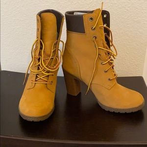 Timerland boots (lace up)